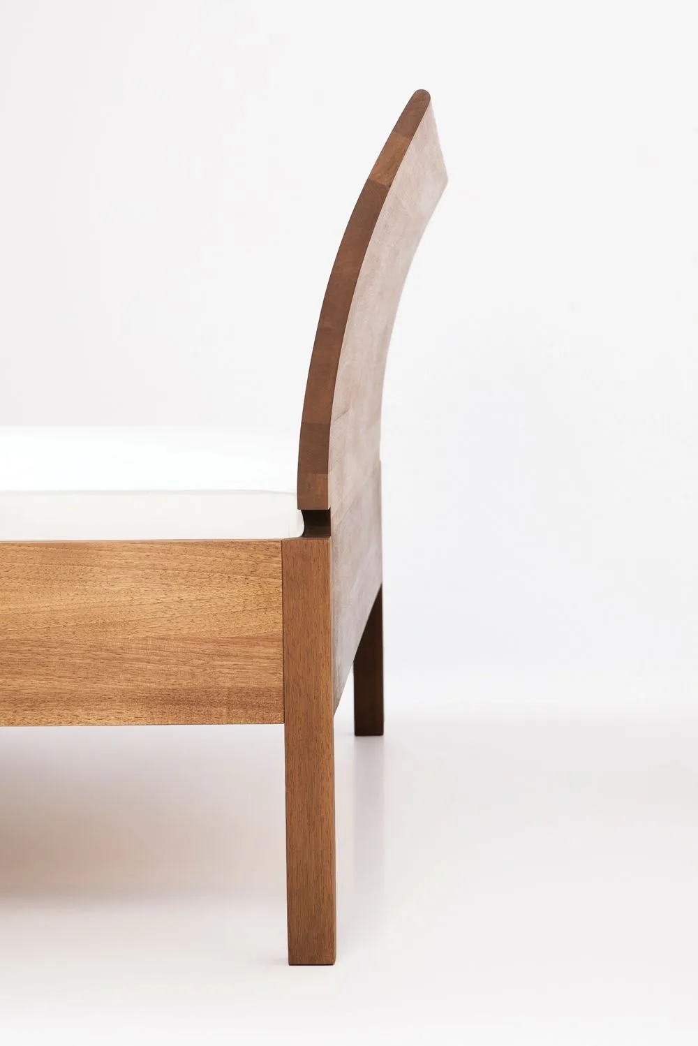 Rast Design Massivholzbett Tivoli Romeo Detail